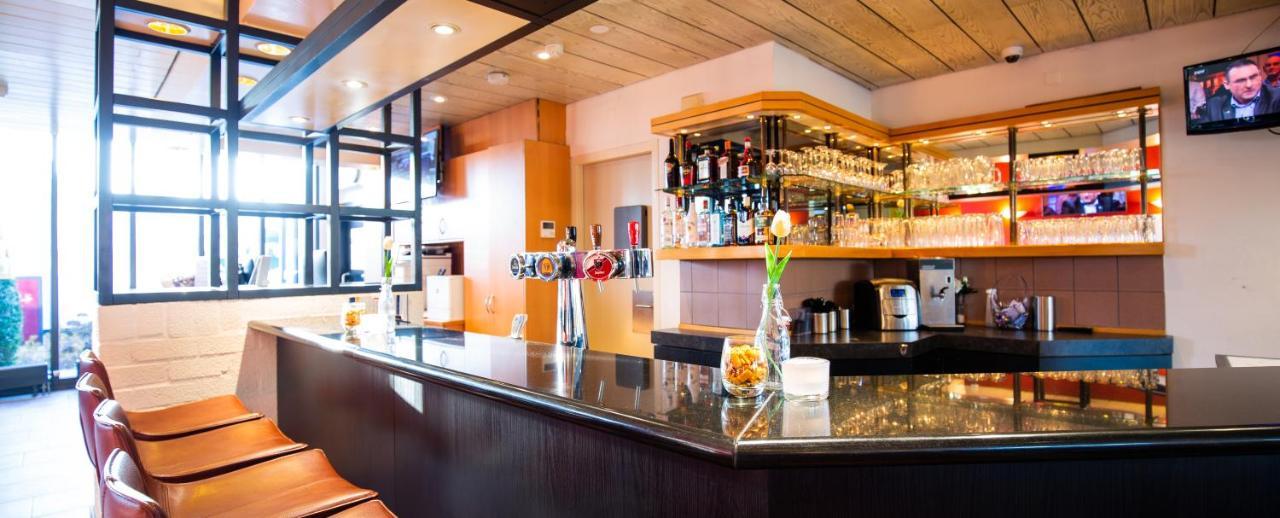 Bastion Hotel Schiphol Hoofddorp Eksteriør billede