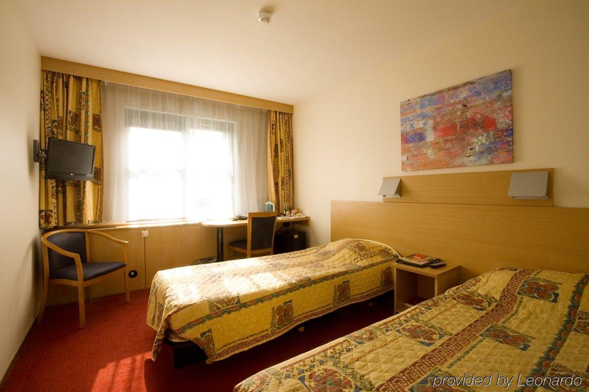Bastion Hotel Schiphol Hoofddorp Værelse billede